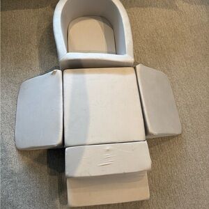 Climbing play toy plus ball pit